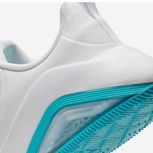 Nike Women's air zoom Bella 7 White and Teal Sneakers - Picture 3 of 12